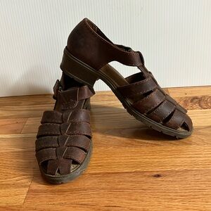 EUC G.H. Bass & Co. Brown Leather Fisherman Sandals size 9 women’s